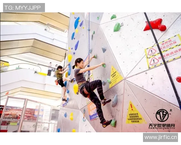 攀岩深度探索：揭示上海攀岩队的训练与技术控制秘诀