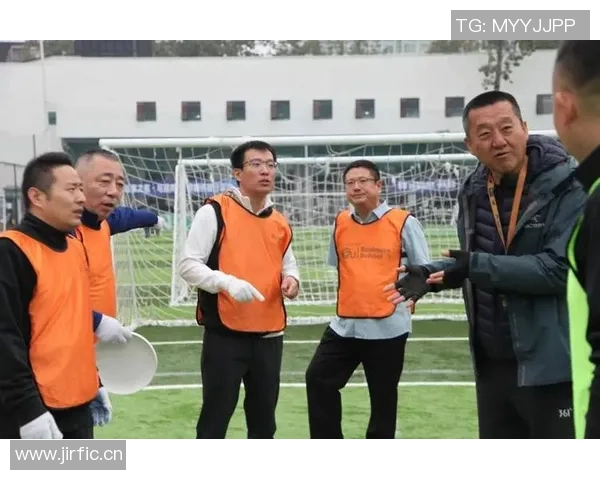 武汉飞盘队意识争议引发热议球员与教练的沟通与理解亟待加强