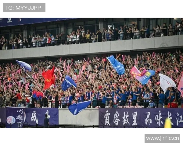 球迷文化的崛起与变革：从观赛到参与，体育娱乐新生态的形成